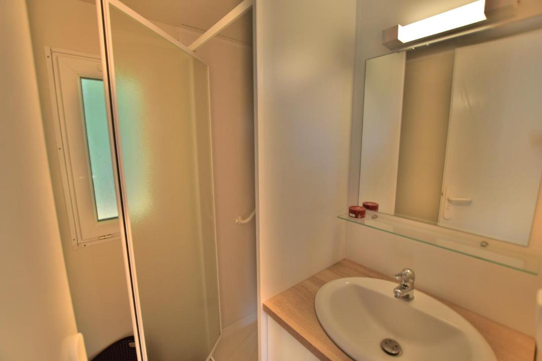 Photo of Bathroom in Albussac