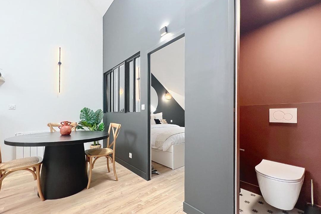 Photo of Others in Hincmar