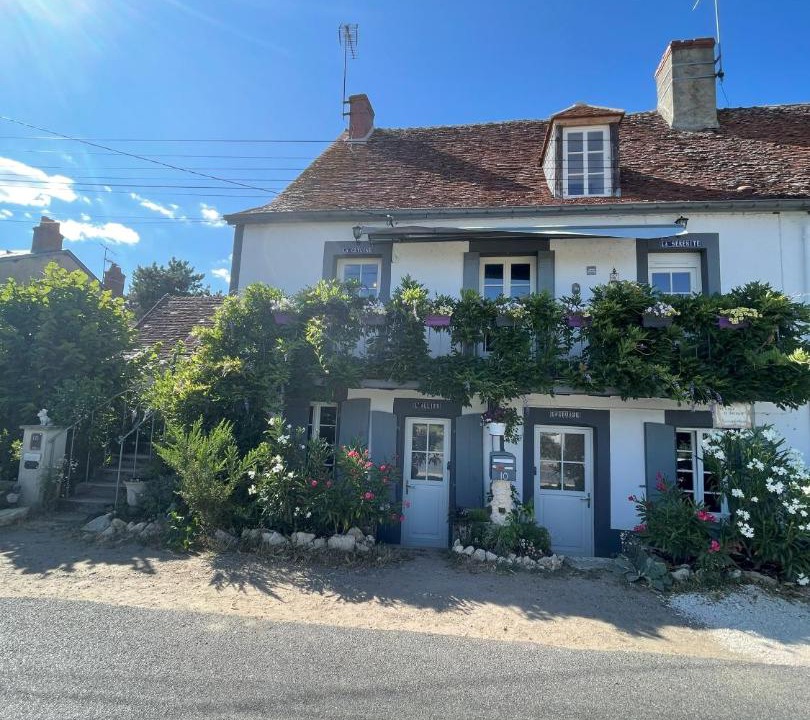 Photo of Others in Cuffy