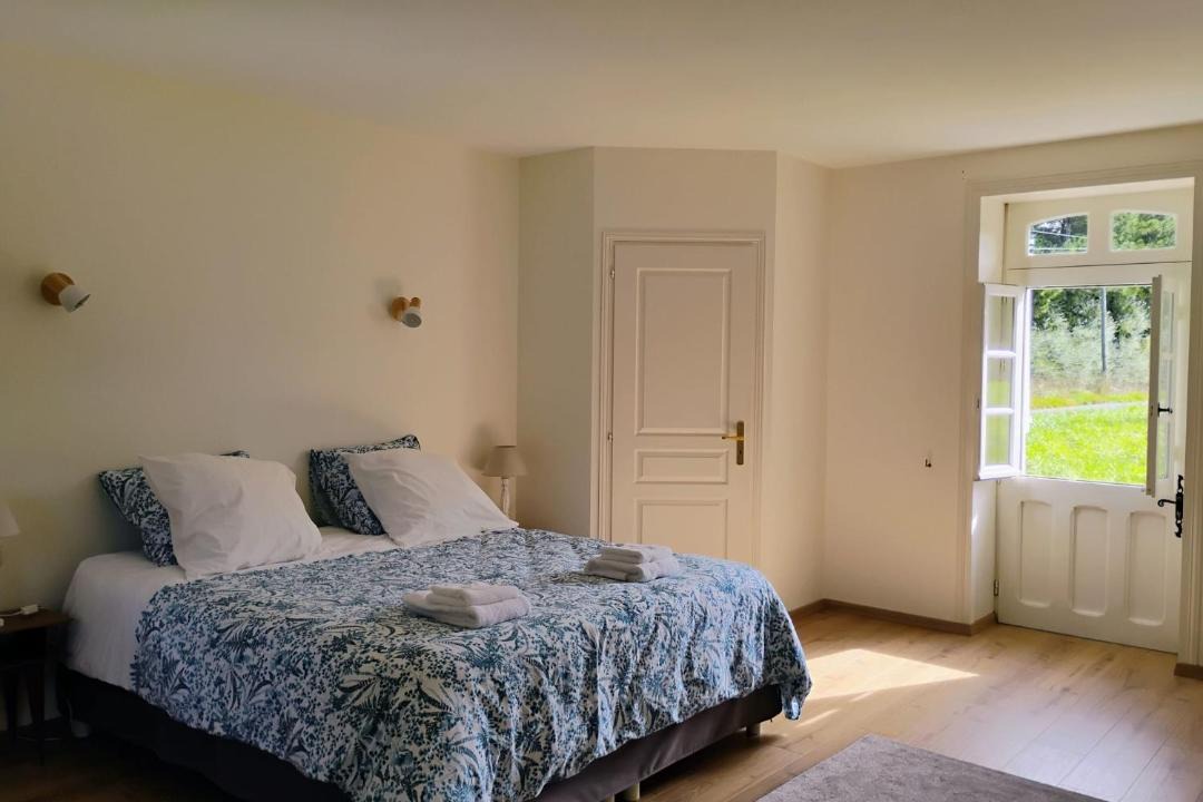 Photo of Bedroom in Talmont-Saint-Hilaire