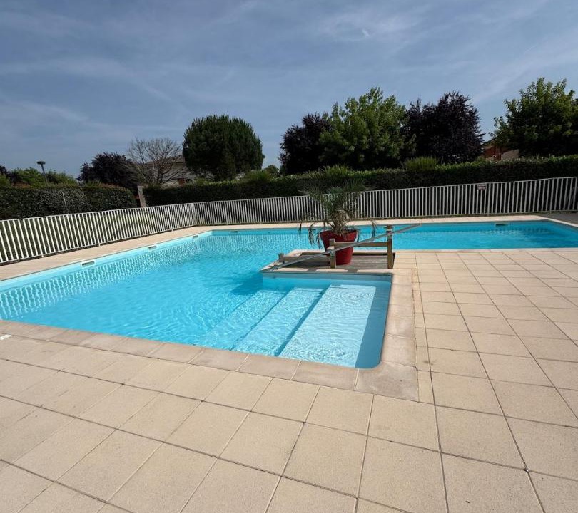 Photo of Others in Nerac