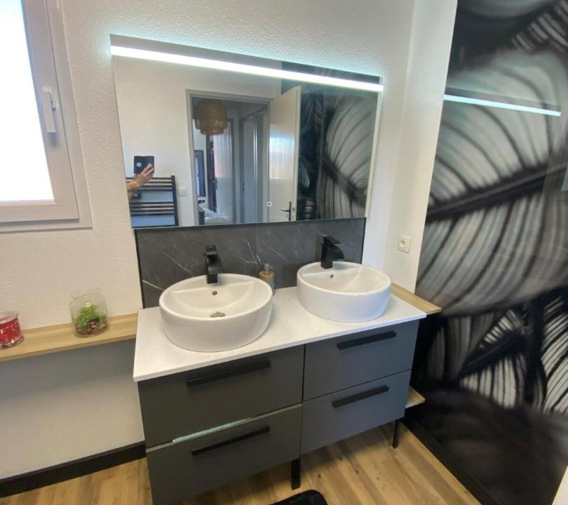 Photo of Others in Nerac