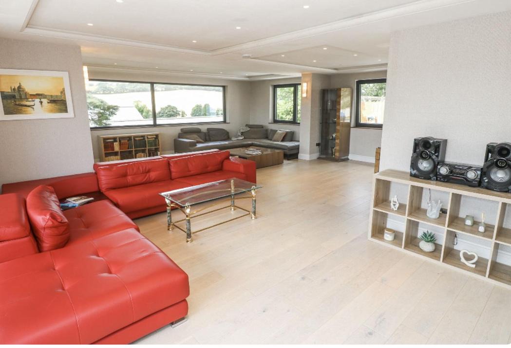 Photo of Livingroom in Mylor Churchtown