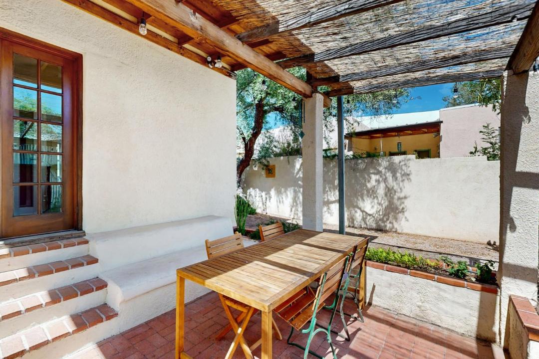 Photo of Patio Balcony in Sam Hughes