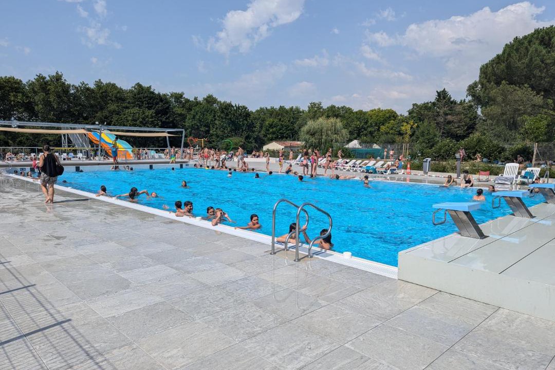 Photo of Others in Le Mung