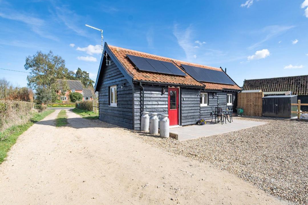 Photo of Others in Diss