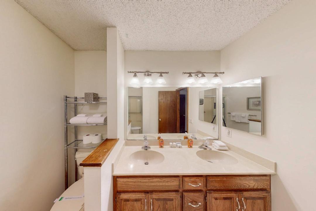 Photo of Bathroom in Hot Springs Village