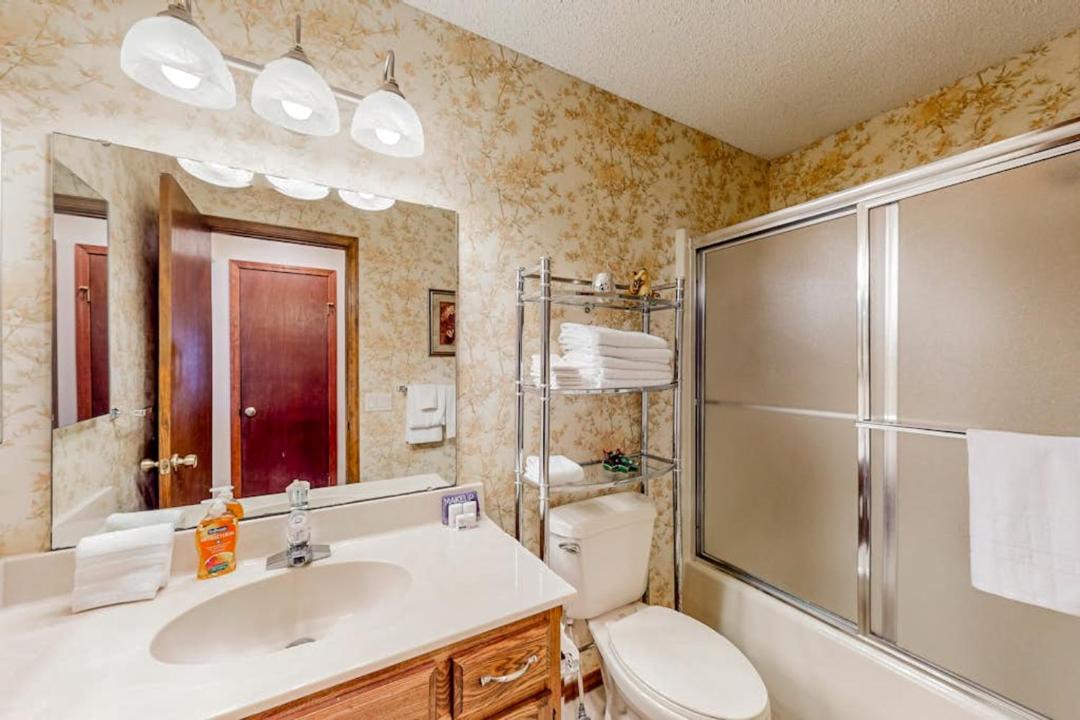 Photo of Bathroom in Hot Springs Village