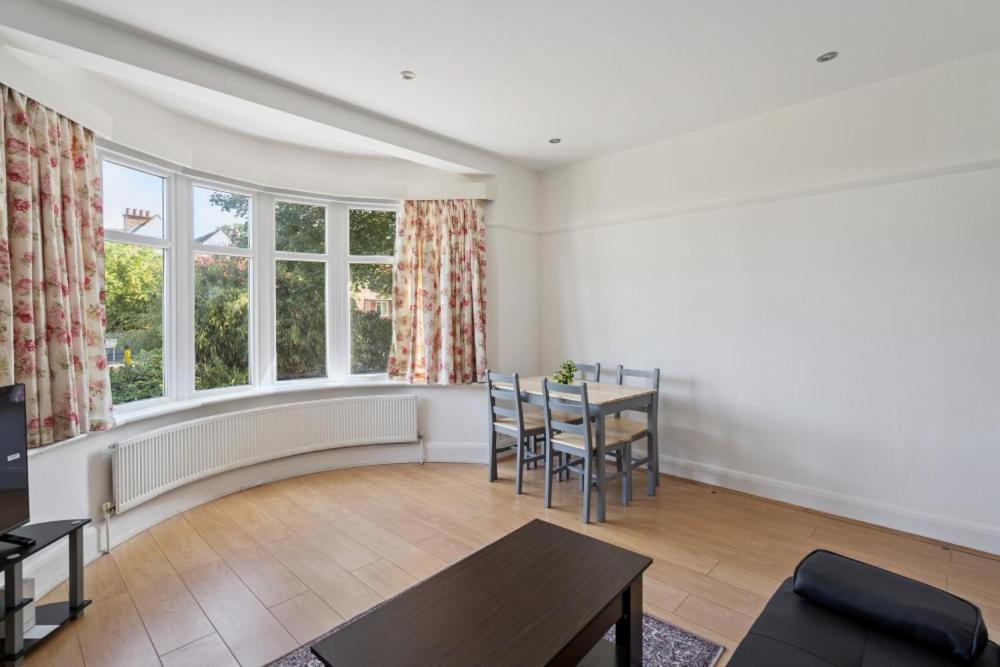 Photo of Others in Pinner South