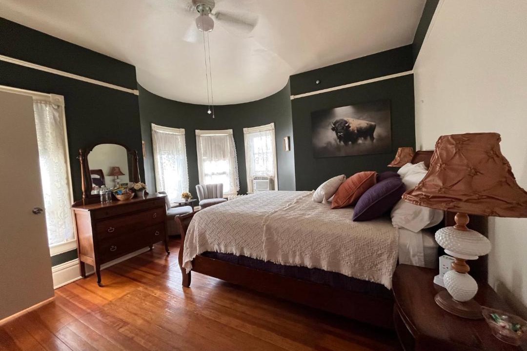 Photo of Bedroom in Buffalo