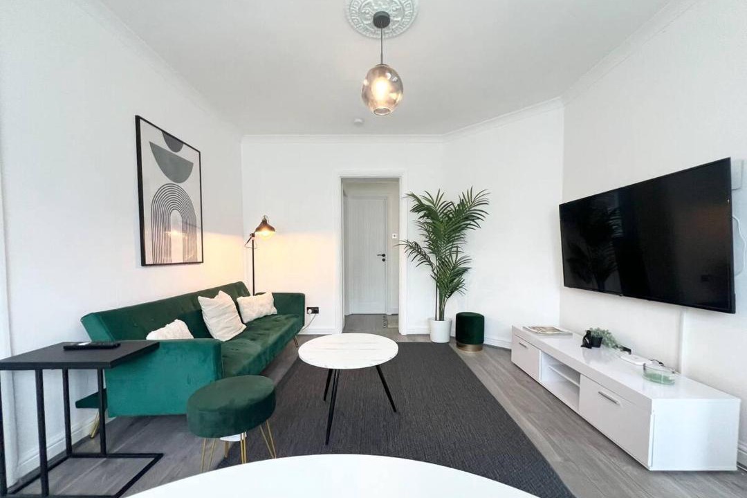 Photo of Livingroom in Enfield Highway