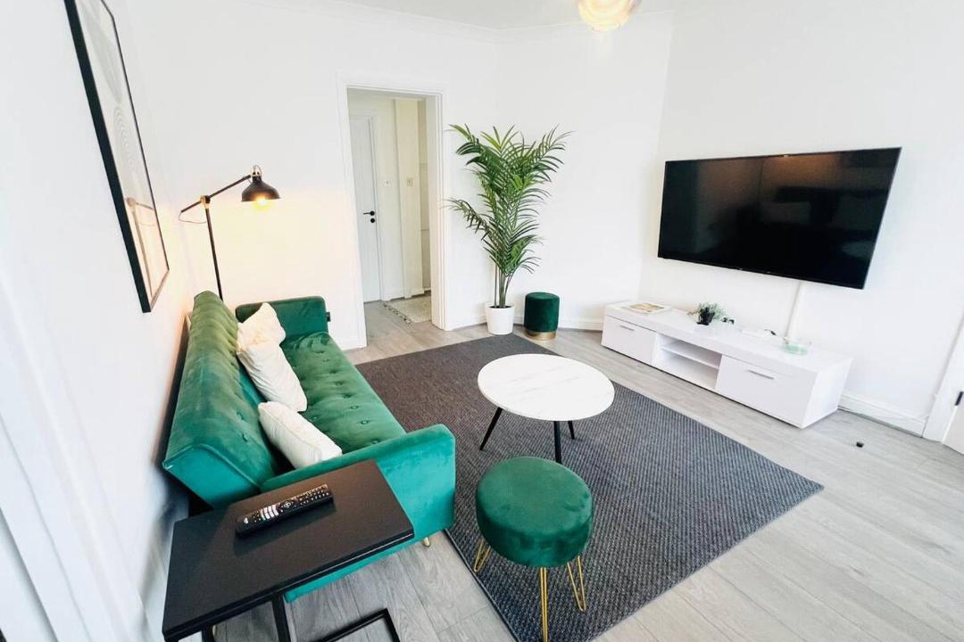 Photo of Livingroom in Enfield Highway