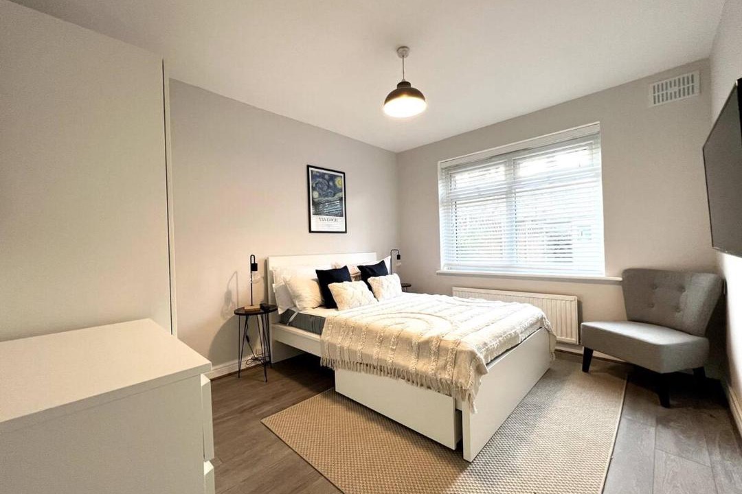 Photo of Bedroom in Enfield Highway