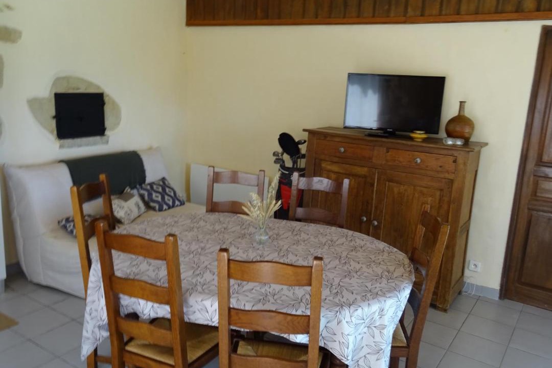 Photo of Others in Blousson-Serian