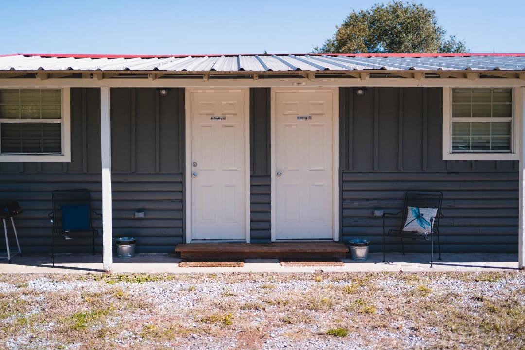 Photo of Others in Mead