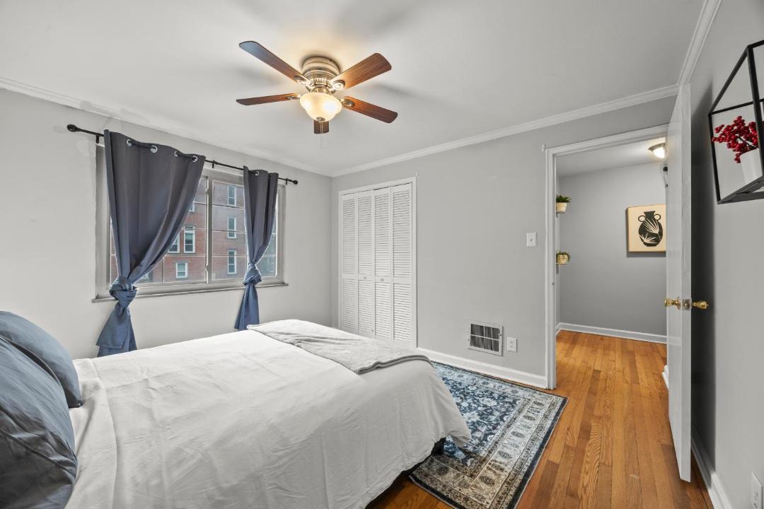 Photo of Bedroom in Franklin Park