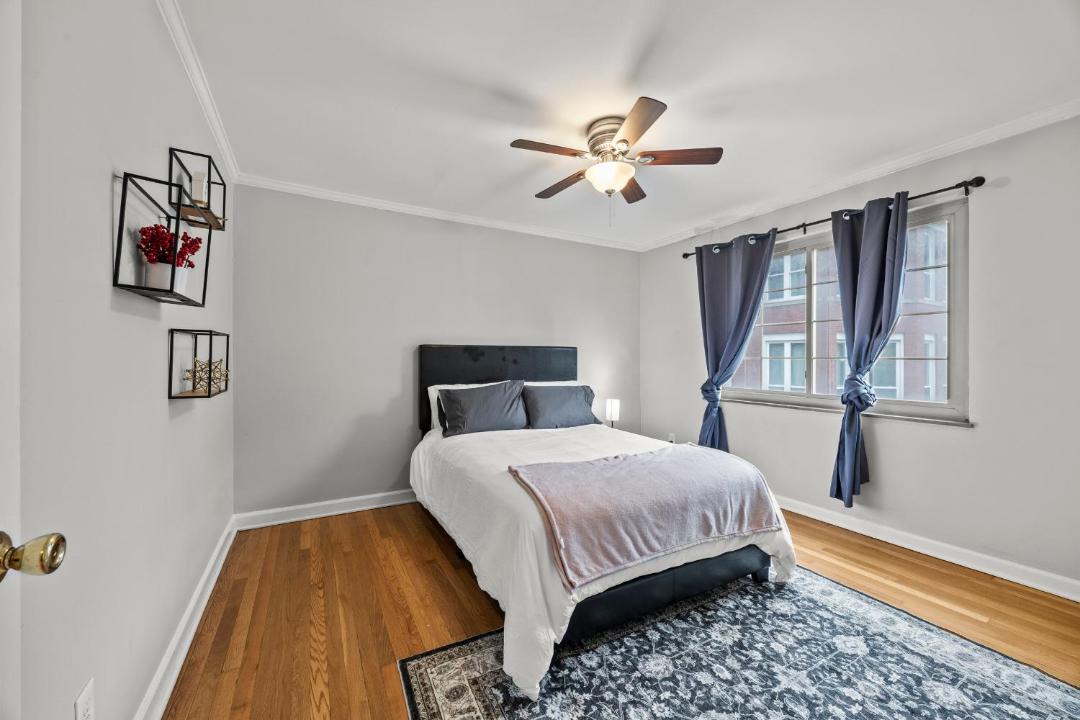 Photo of Bedroom in Franklin Park