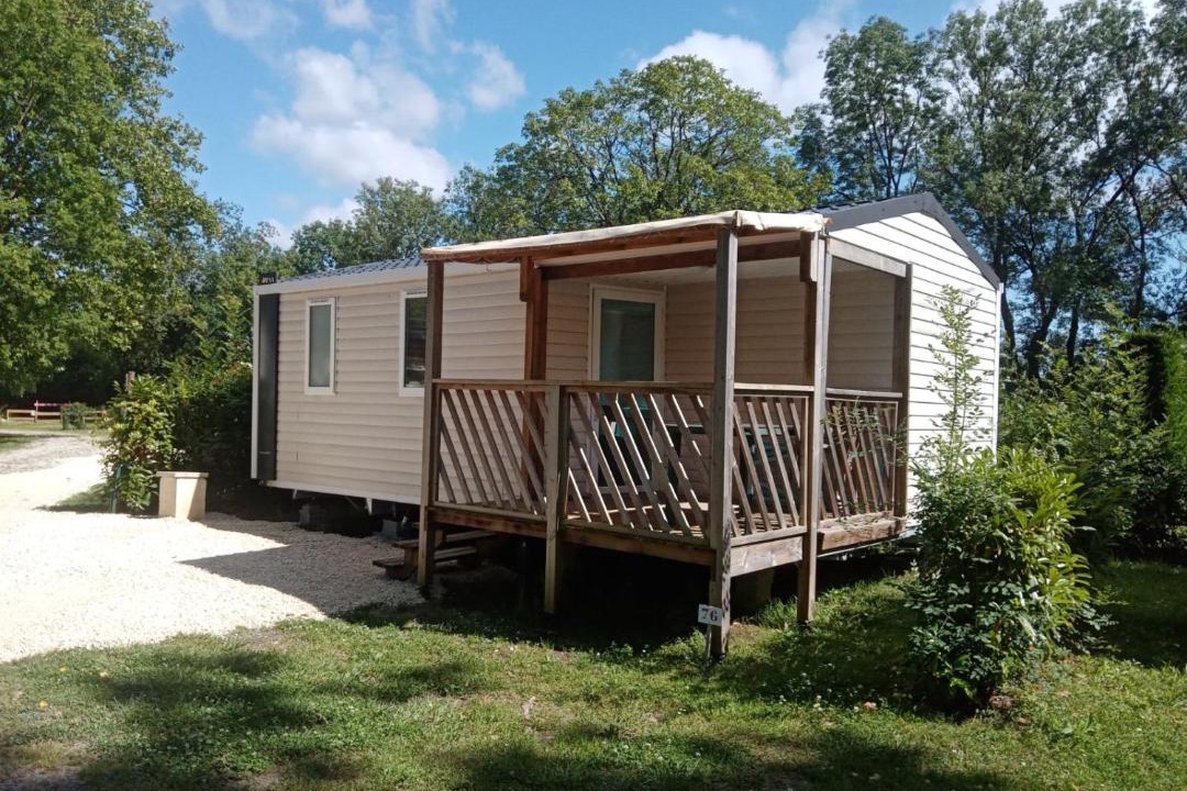 Photo of Others in Le Mung