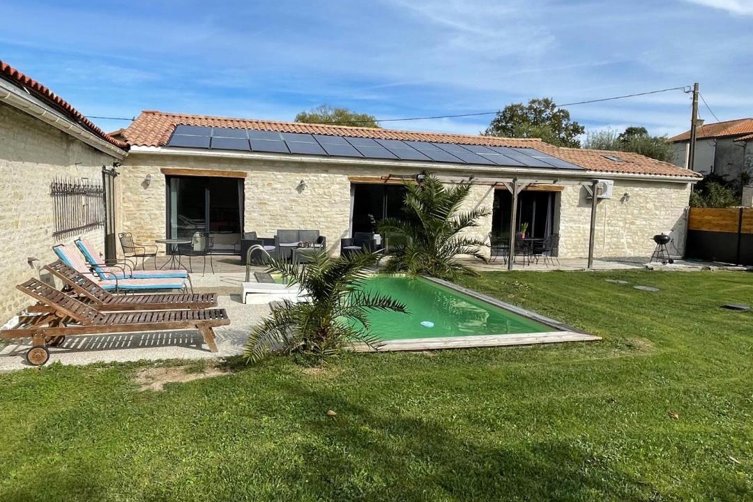 Photo of Others in Marigny