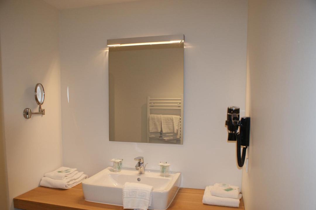 Photo of Bathroom in Souraide