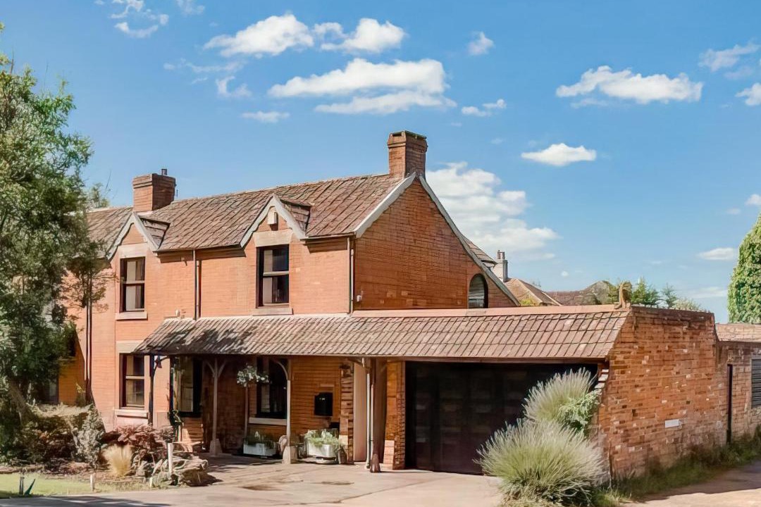 Photo of Others in Trowle Common