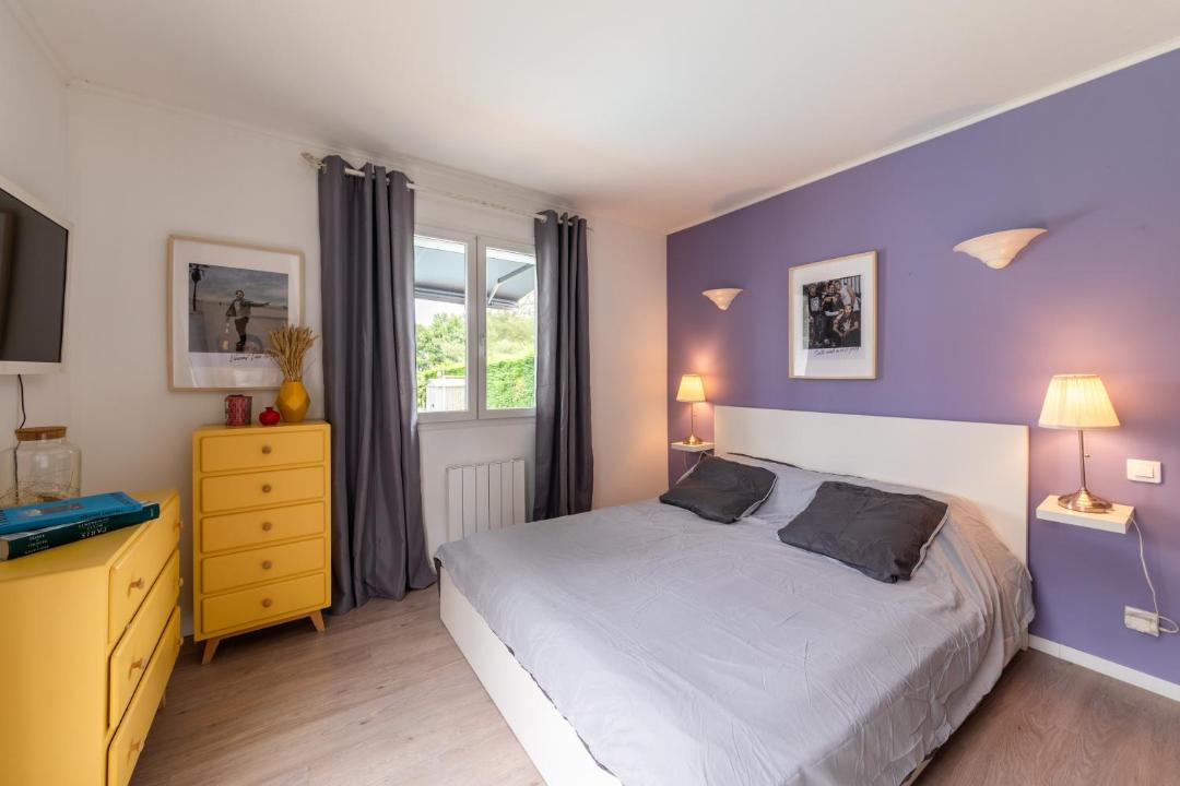 Photo of Bedroom in Fals