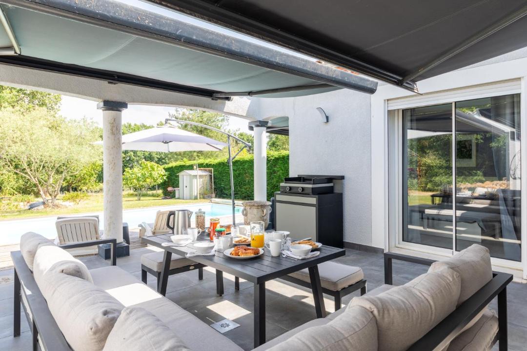 Photo of Others in Fals