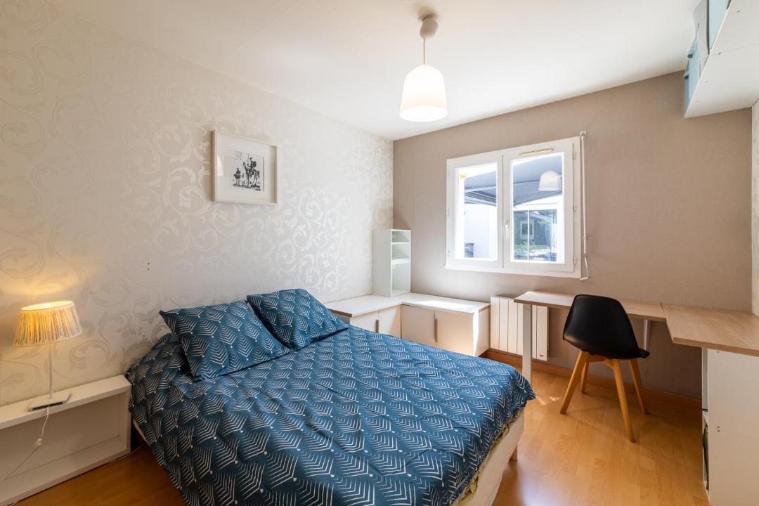 Photo of Bedroom in Fals