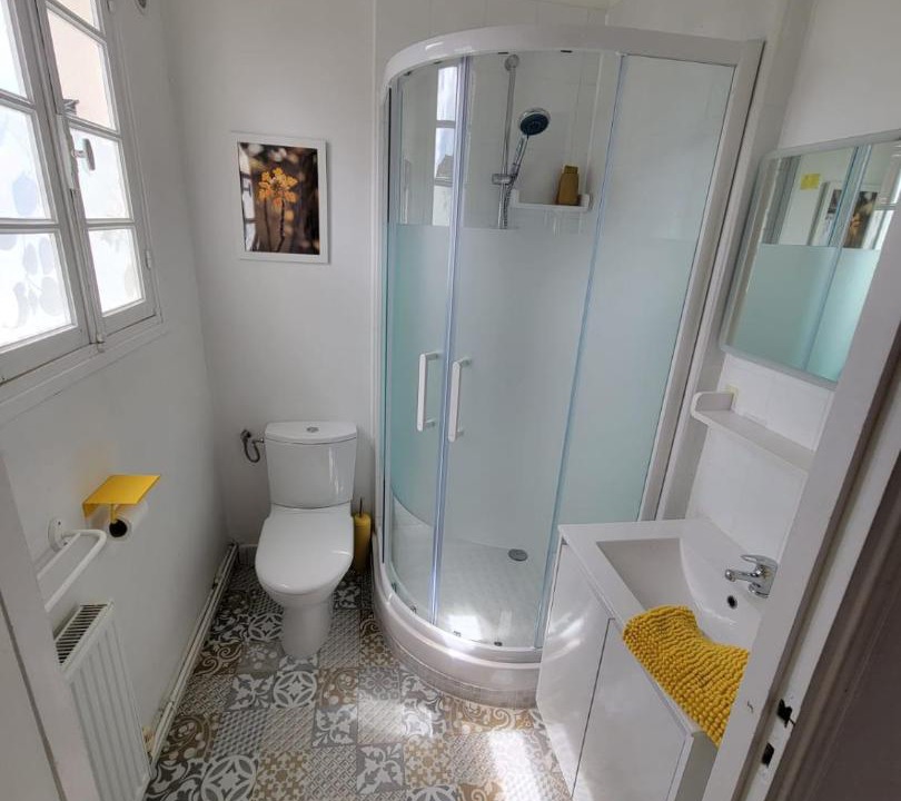 Photo of Bathroom in Gagnac-sur-Cere