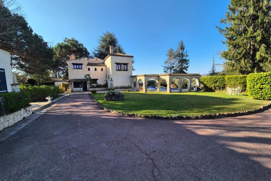 Photo of Others in Berre-des-Alpes