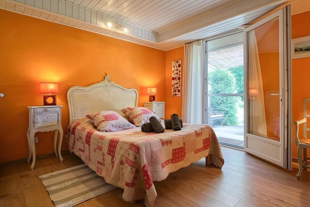 Photo of Bedroom in Chateauneuf-du-Rhone