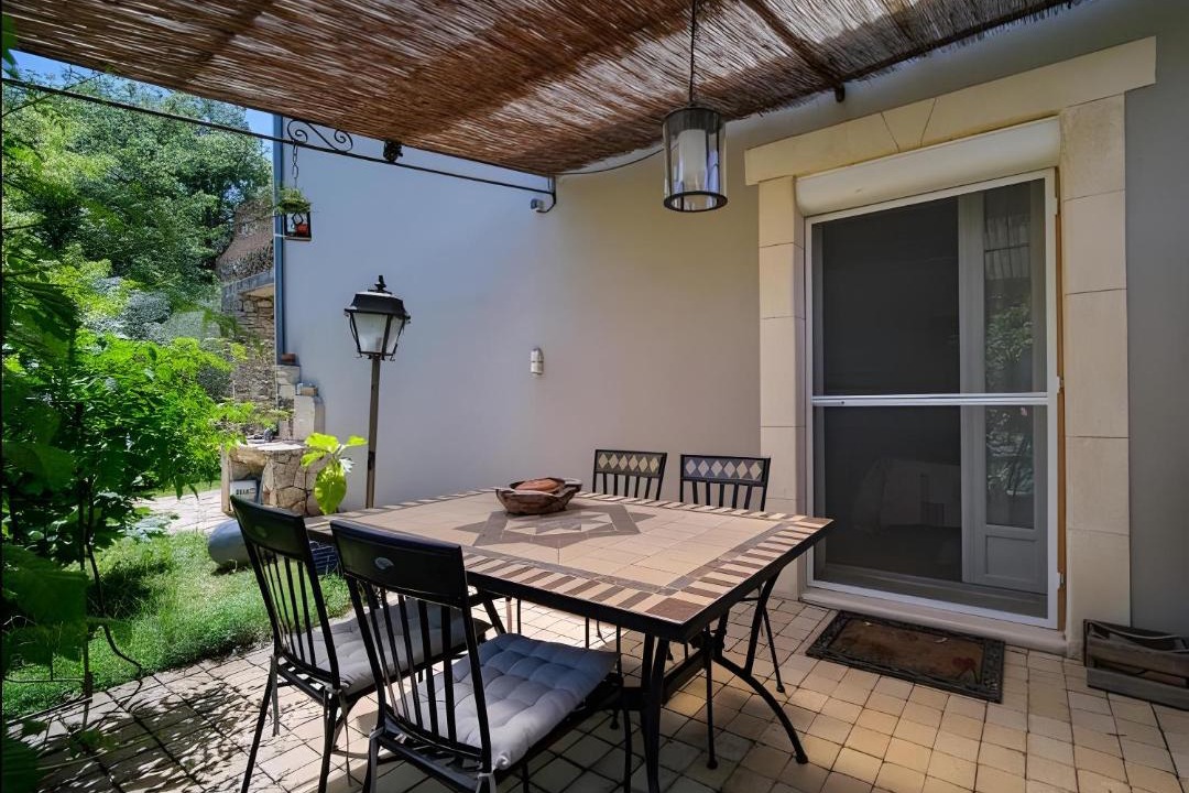Photo of Patio Balcony in Chateauneuf-du-Rhone