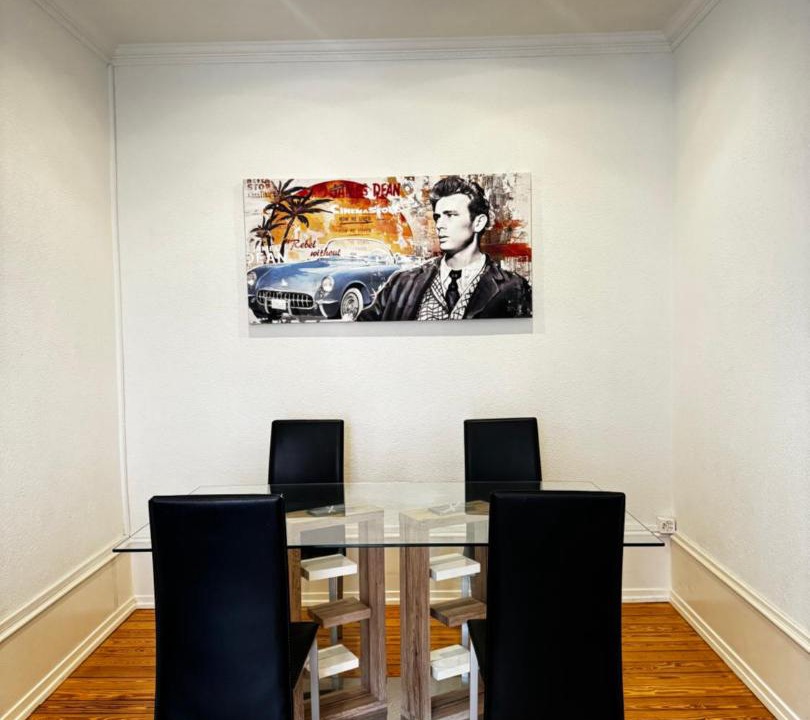 Photo of Livingroom in Les Philosophes