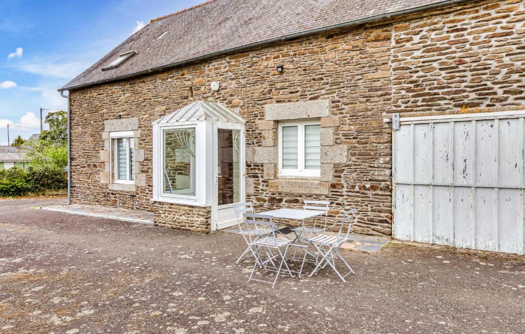 Photo of Others in Montanel