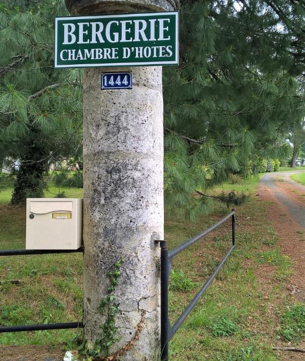 Photo of Others in Laglorieuse