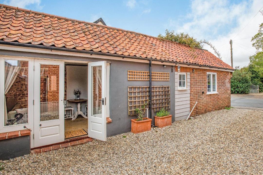 Photo of Others in Foxley