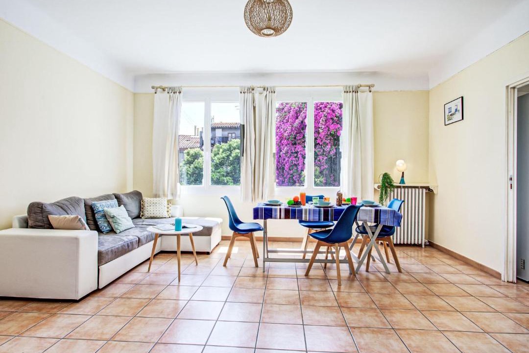 Photo of Others in La Real