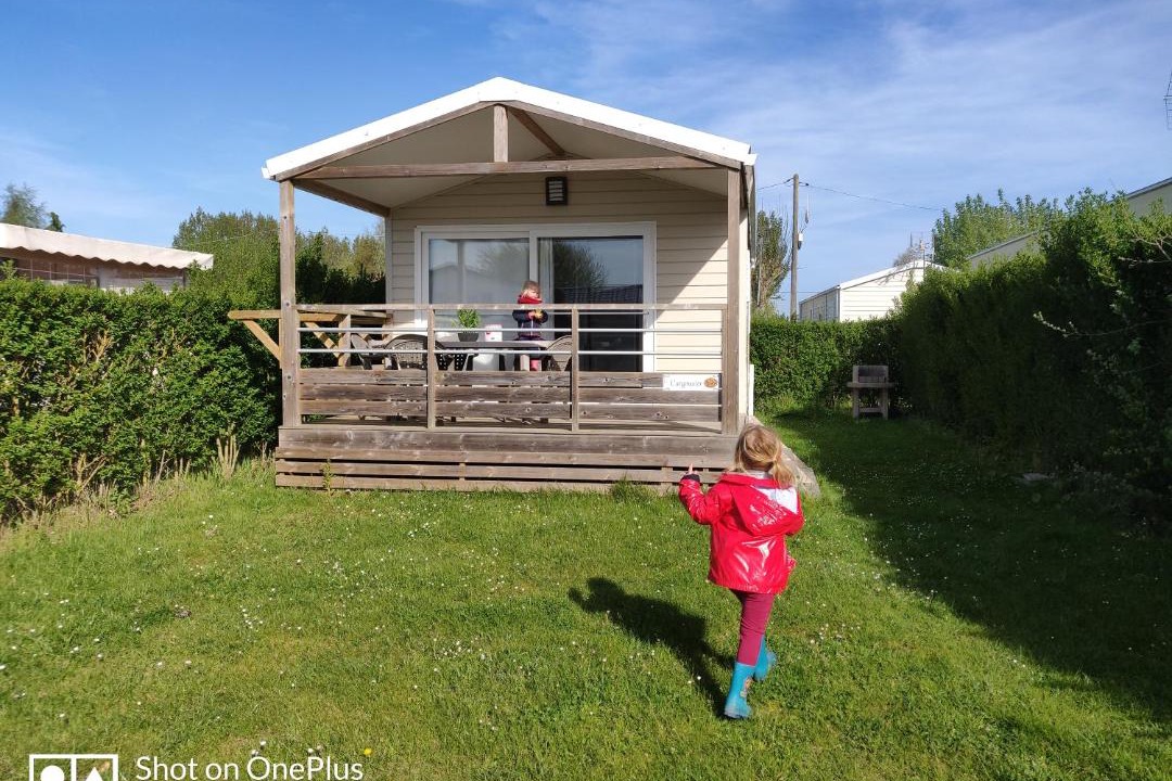 Photo of Others in Rue