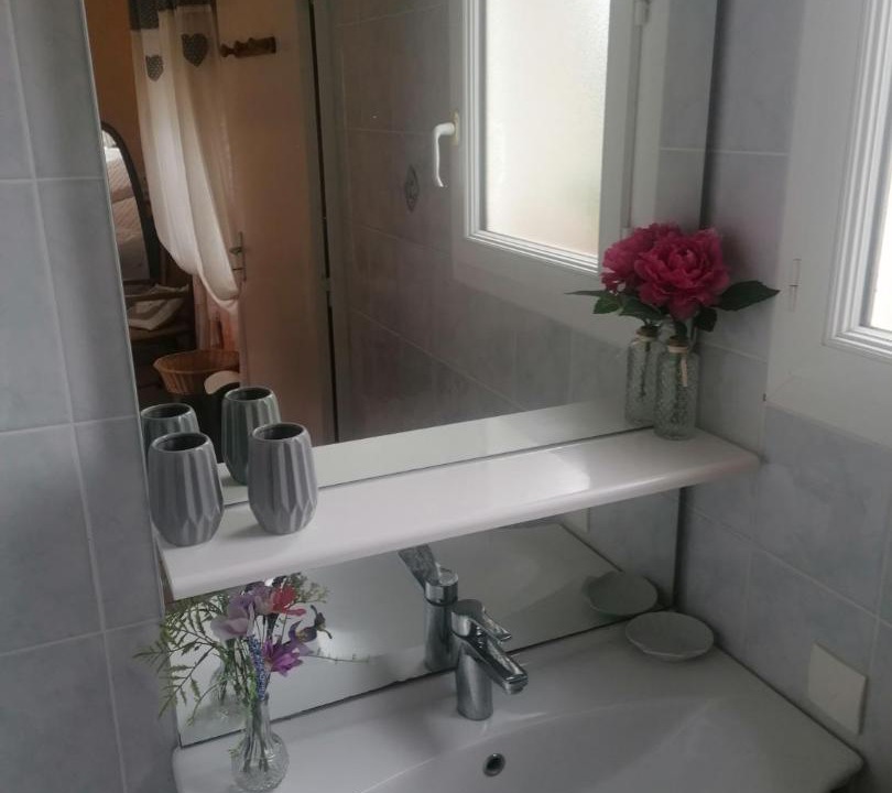 Photo of Bathroom in Civray-de-Touraine
