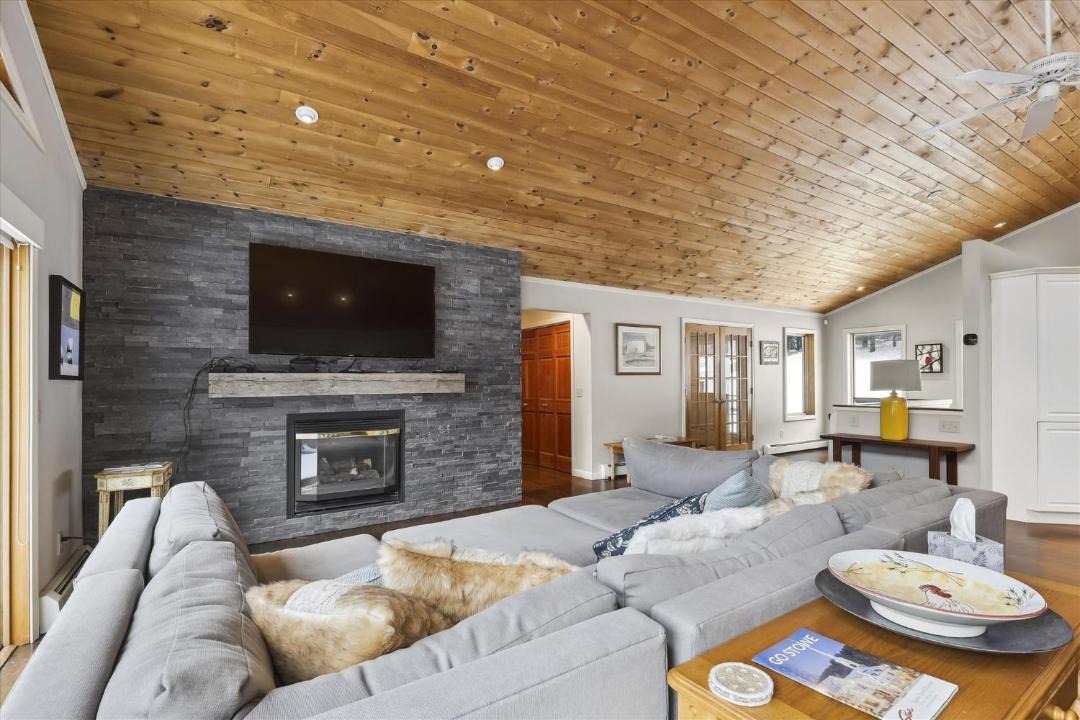 Photo of Others in Stowe Hollow