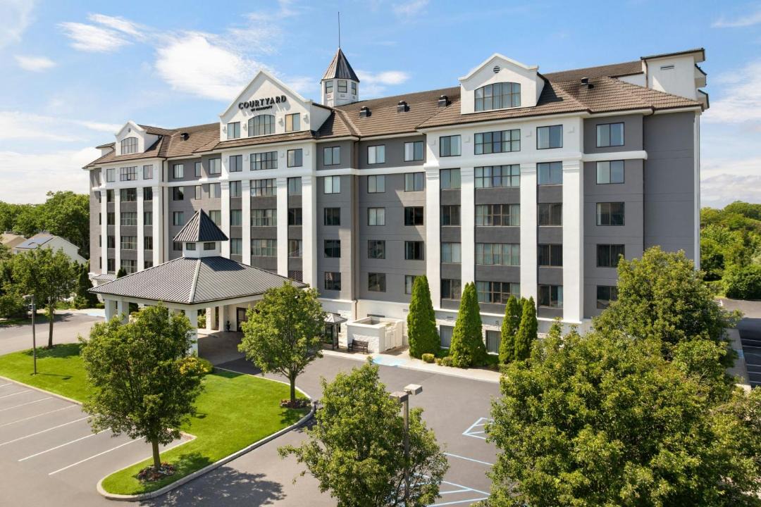 Photo of Others in Lake Ronkonkoma