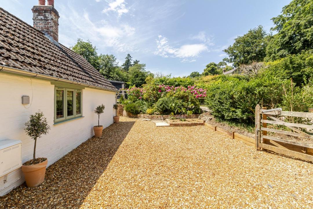 Photo of Others in Burley