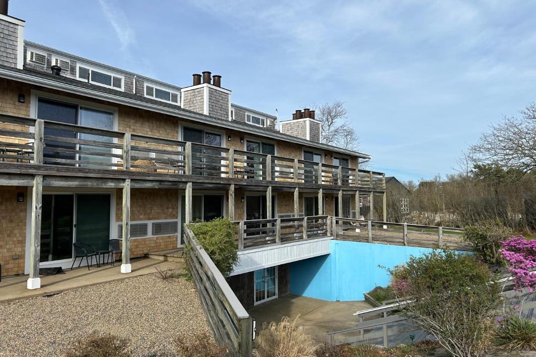 Photo of Others in Oak Bluffs