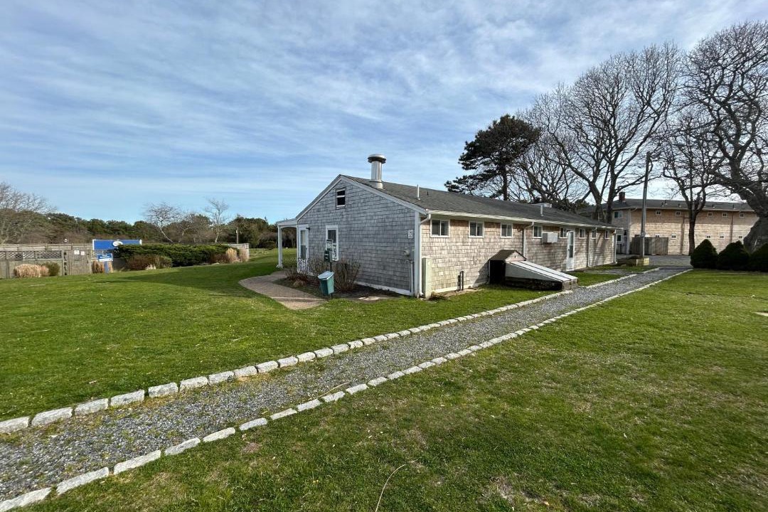 Photo of Others in Oak Bluffs