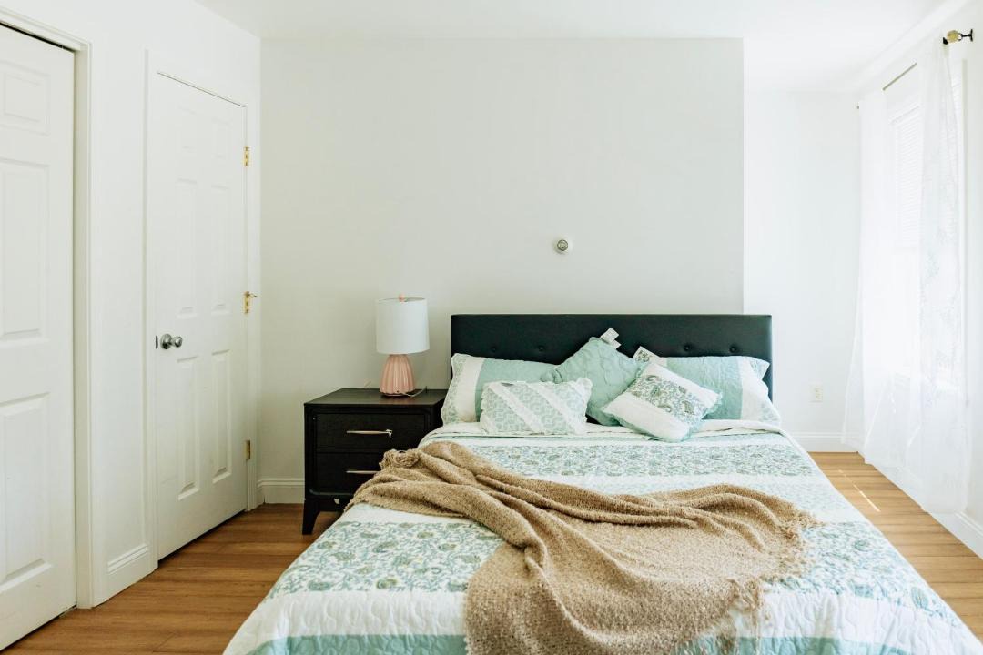 Photo of Bedroom in Cash Corner