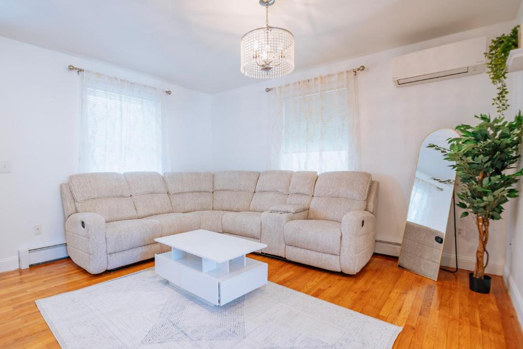 Photo of Others in Cash Corner