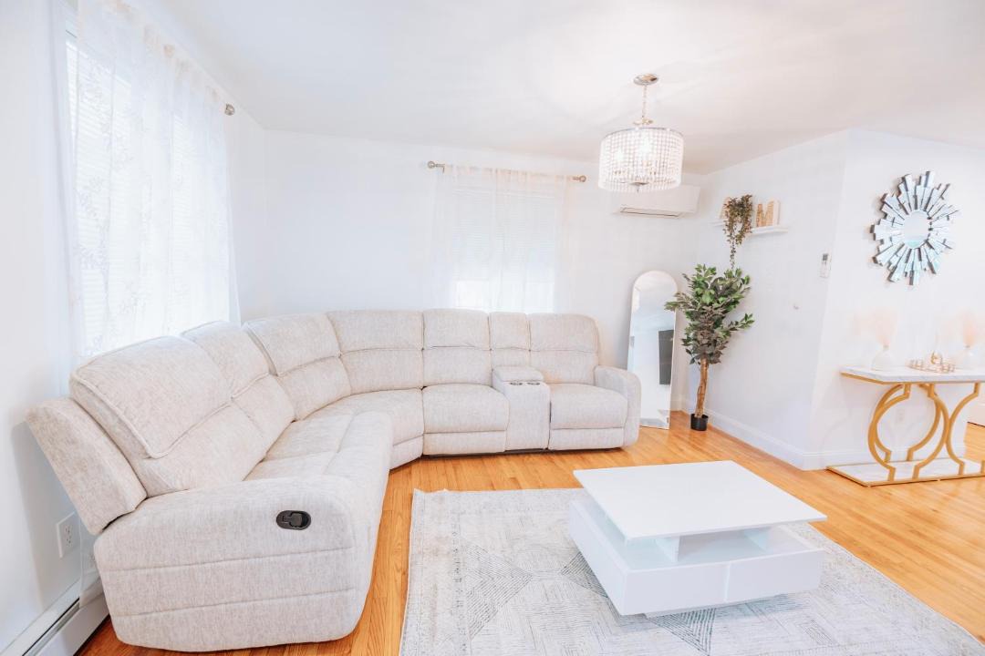 Photo of Others in Cash Corner