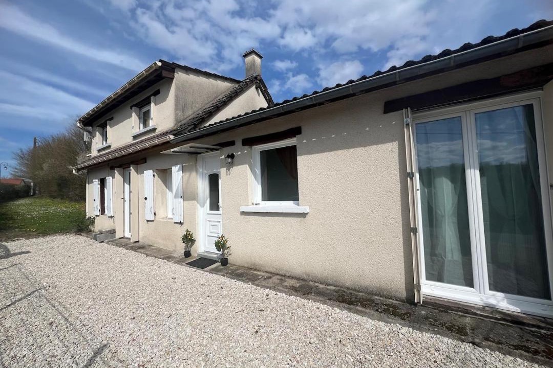 Photo of Others in Azy-le-Vif