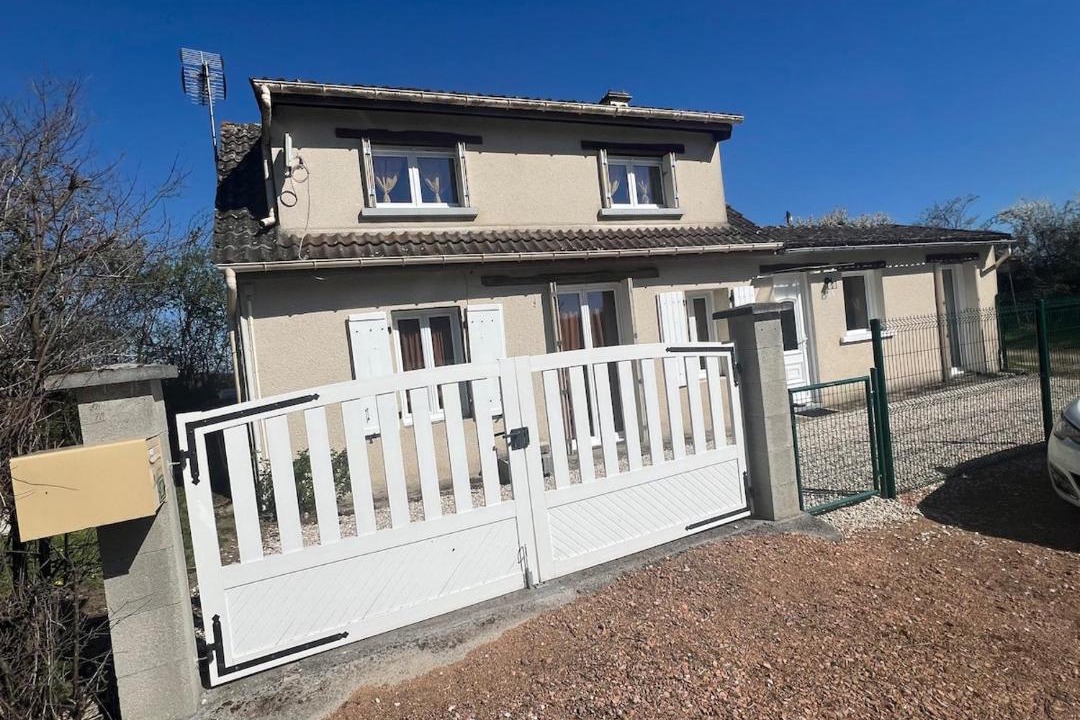 Photo of Others in Azy-le-Vif