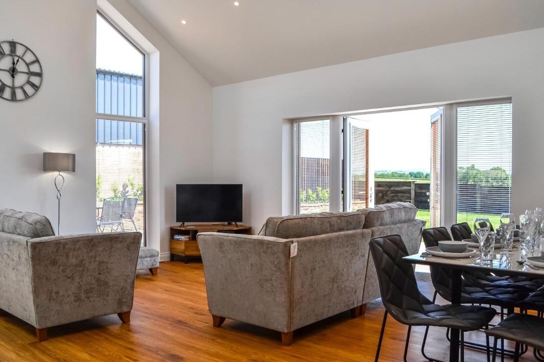 Photo of Others in Wing